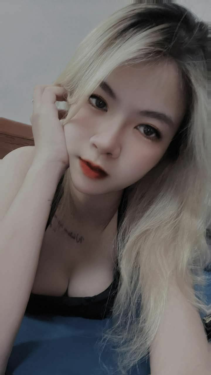 Chuốc bạn uống say, đụ với bà xã dâm của bạn